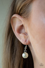 Load image into Gallery viewer, Posh Boss White
